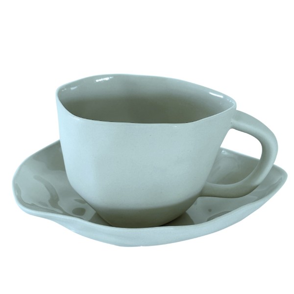 Milchkaffee Tasse mit Untertasse