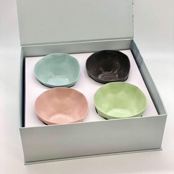 Giftbox with 4 Dessert /Yogurt Bowls